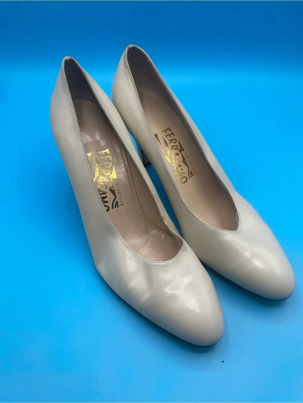 Salvatore Ferragamo almond toe classic pumps
